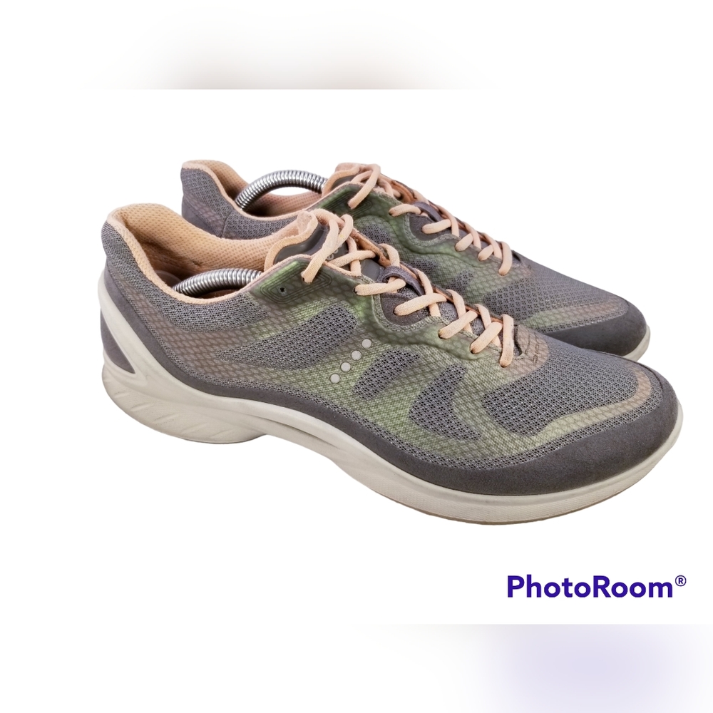 ECCO BIOM WOMEN SHOES SNEAKERS GRAY SIZE 41/10 EUC